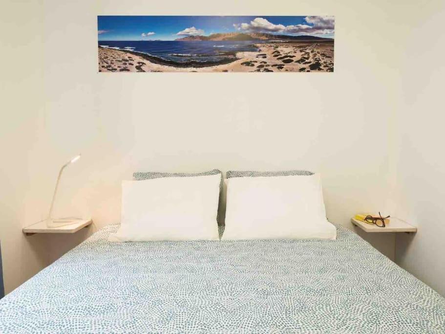 Famara, Apto. En Zona Tranquila A 200M Del Mar. Appartamento Esterno foto