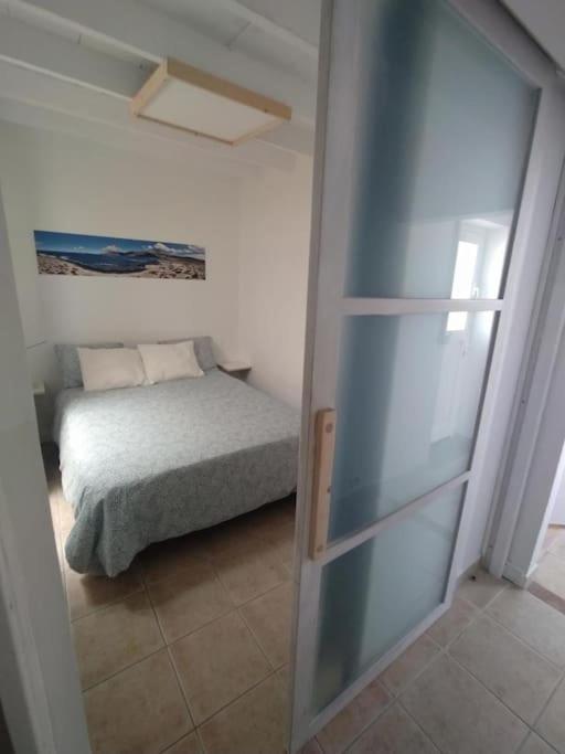 Famara, Apto. En Zona Tranquila A 200M Del Mar. Appartamento Esterno foto